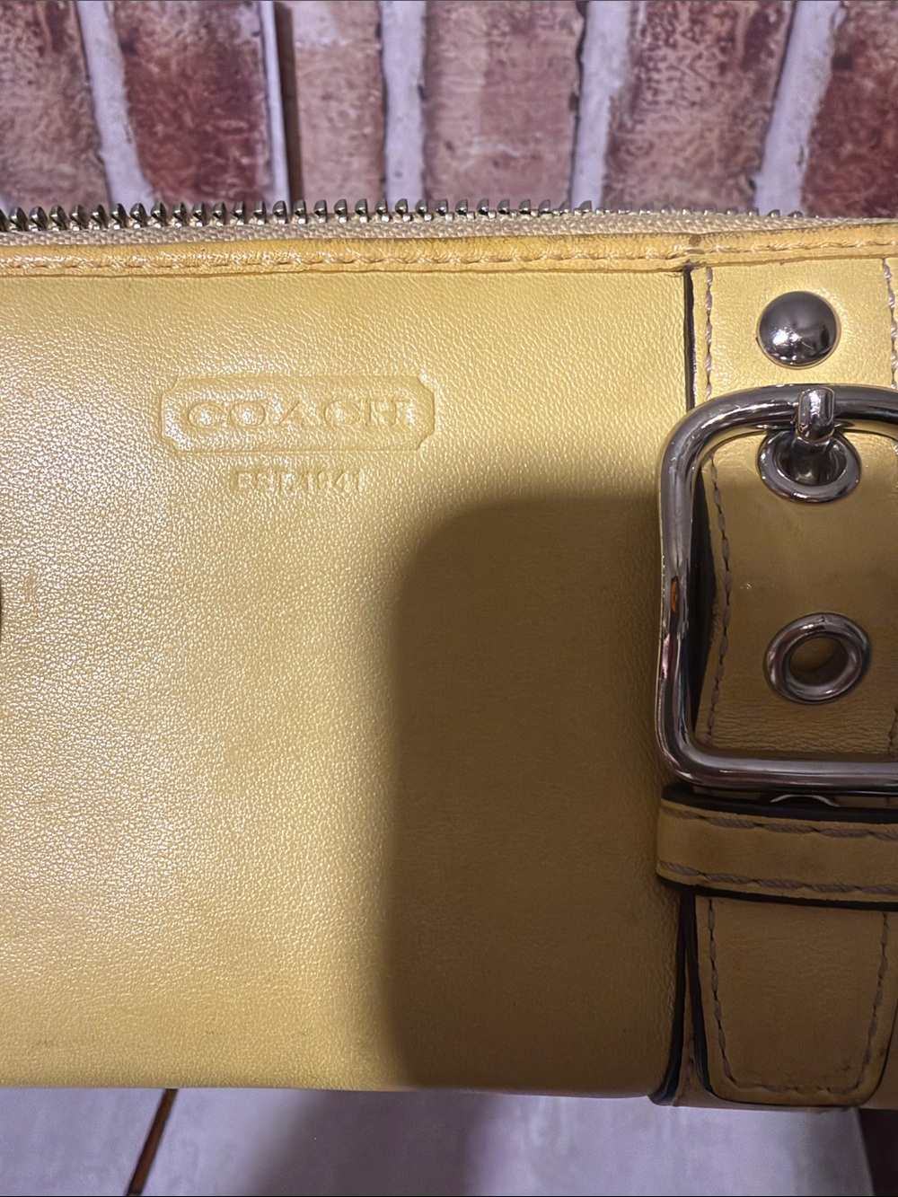Vintage y2k coach soho yellow wallet - Picture 4 of 4